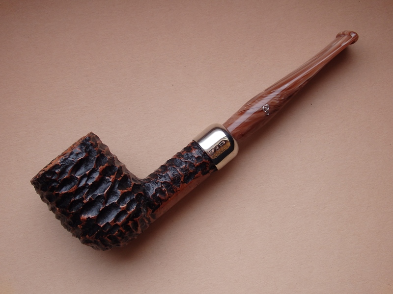 dýmka Peterson Derry Rustic 106