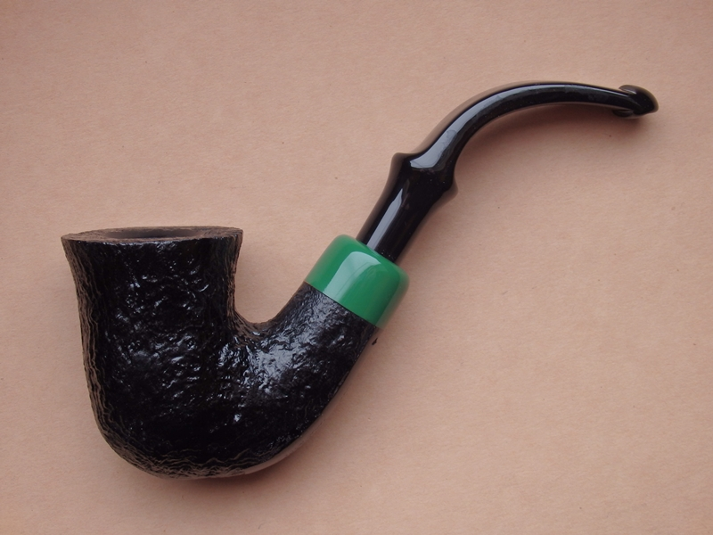 dýmka Peterson St. Patrick´s Day 2024 Sandblasted XL315