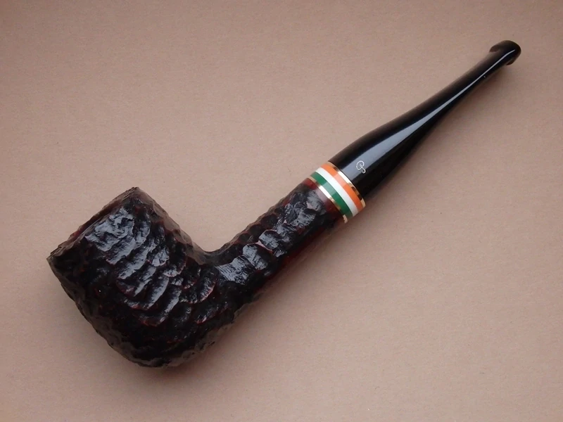 dýmka Peterson St. Patrick´s Day 2026 X105