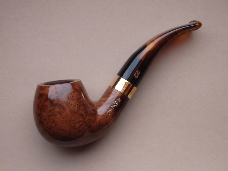 dýmka Chacom Churchill 184