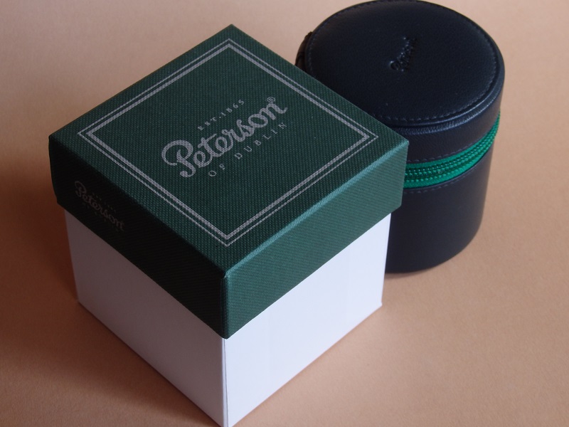 pouzdro na tabák Peterson Avoca M 131