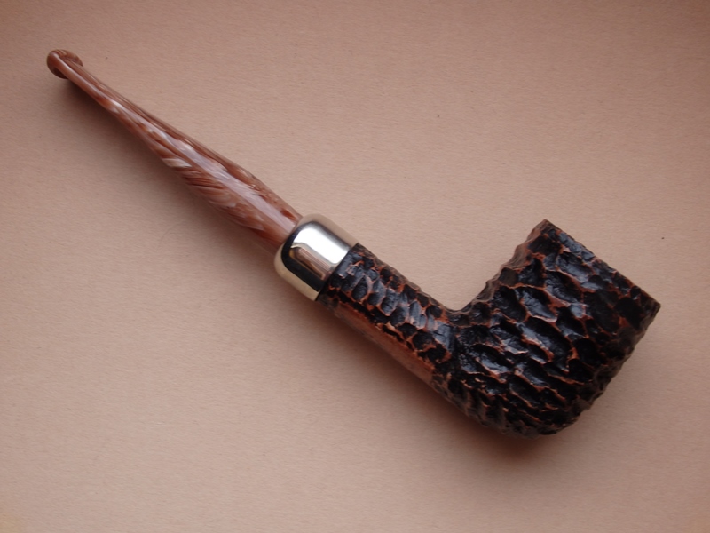 dýmka Peterson Derry Rustic 106