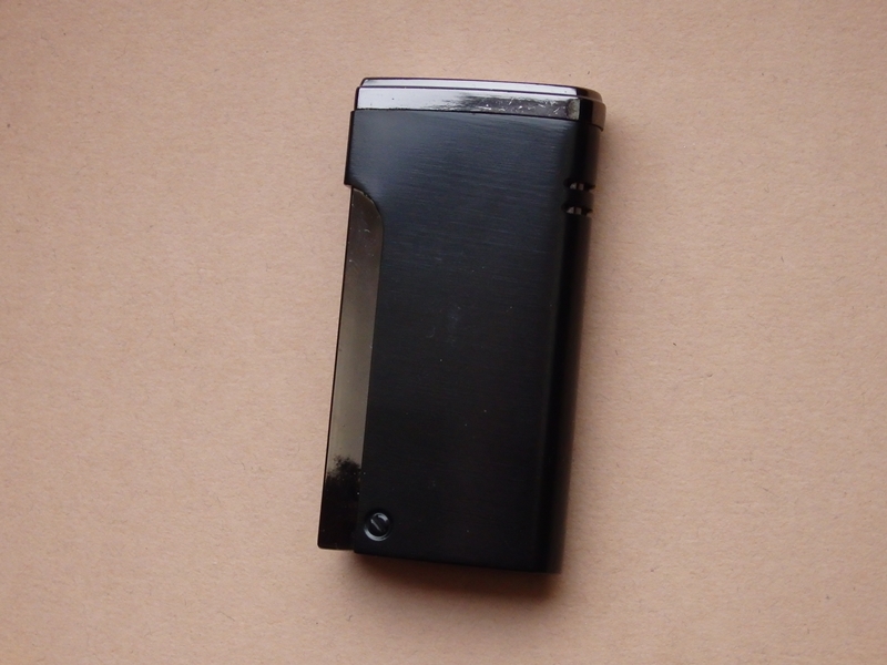 cigaretový zapalovač BRATSK černý