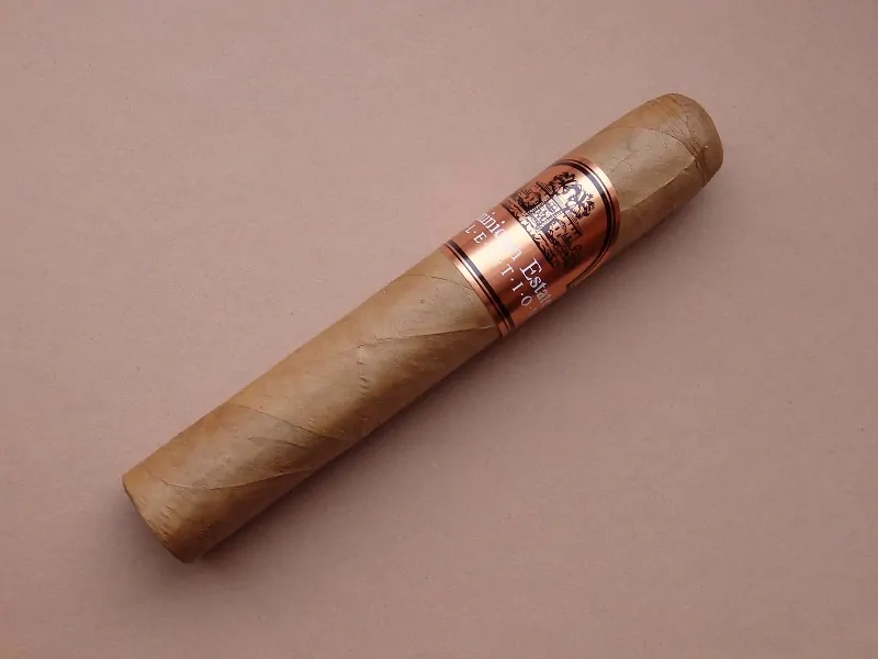 doutníky Dominican Estates Robusto /25