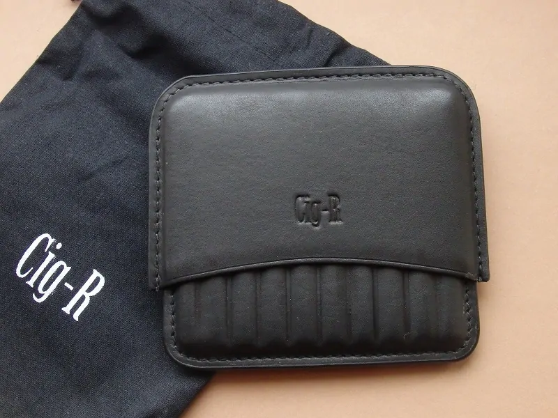 pouzdro na 10 doutníčků Chacom Black 