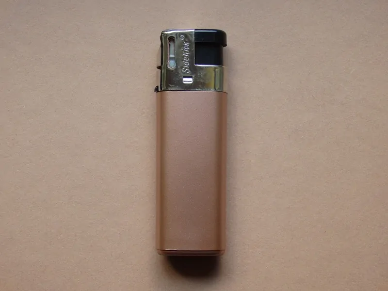 univerzální zapalovač SideKick 