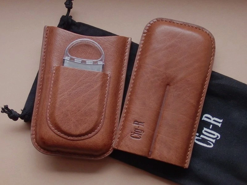 kožené pouzdro Chacom na 2 doutníky robusto