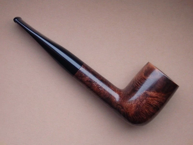 dýmka Wessex Hand Made XL 132