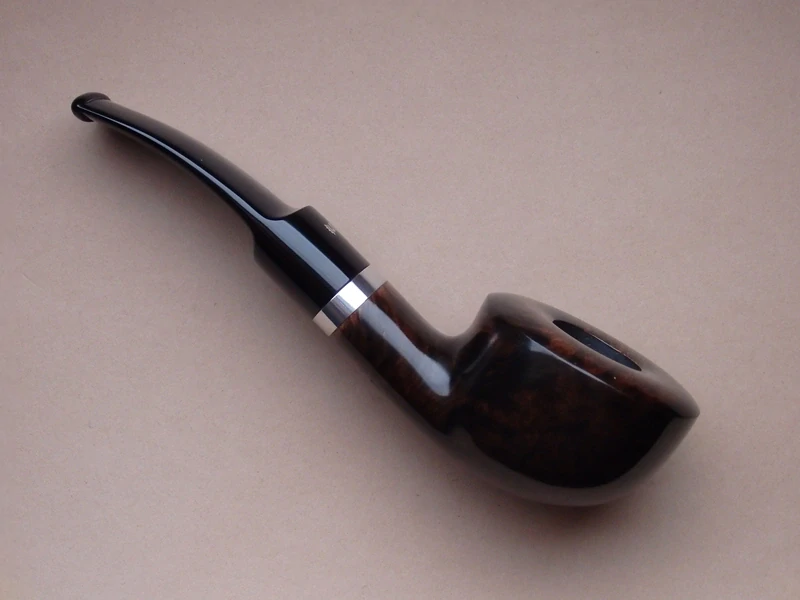 dýmka Stanwell Brown 95