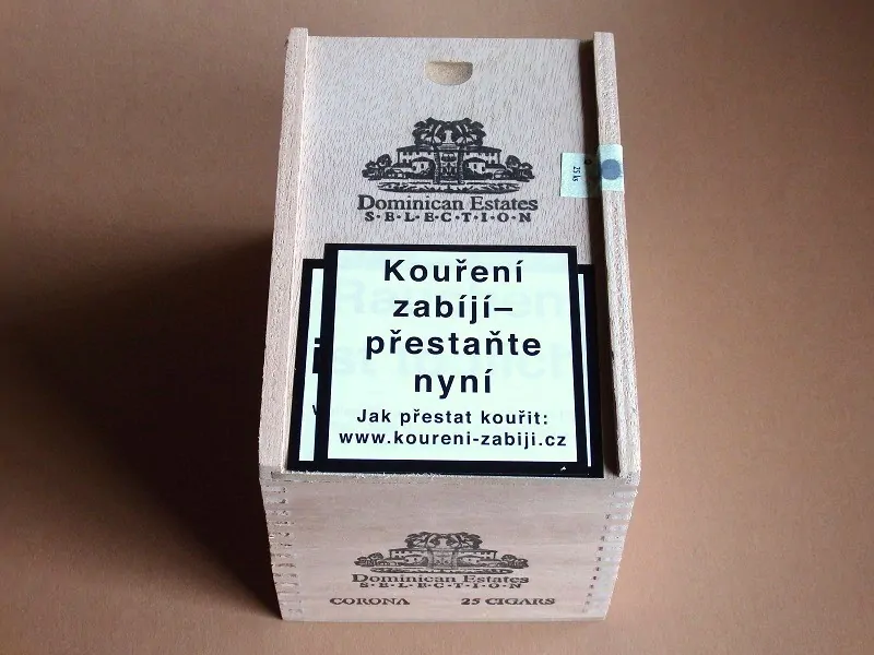 doutníky Dominican Estates Corona /25