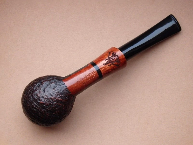 dýmka Rattray´s White Elephant Serengeti Sandblast 8