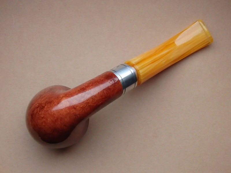 dýmka Rattray´s Monarch Light 178