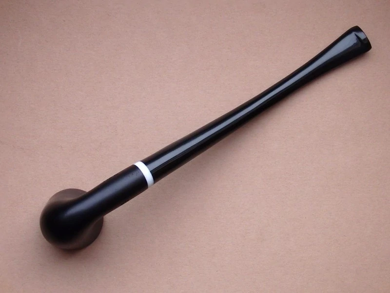 dýmka Butz Choquin Noire 1116 Long