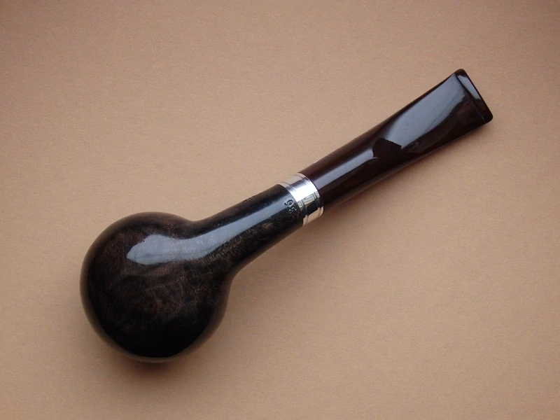 dýmka Rattray´s Alba 36