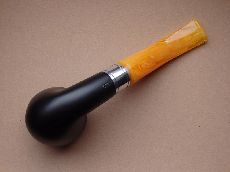 dýmka Rattray´s Monarch Black 178