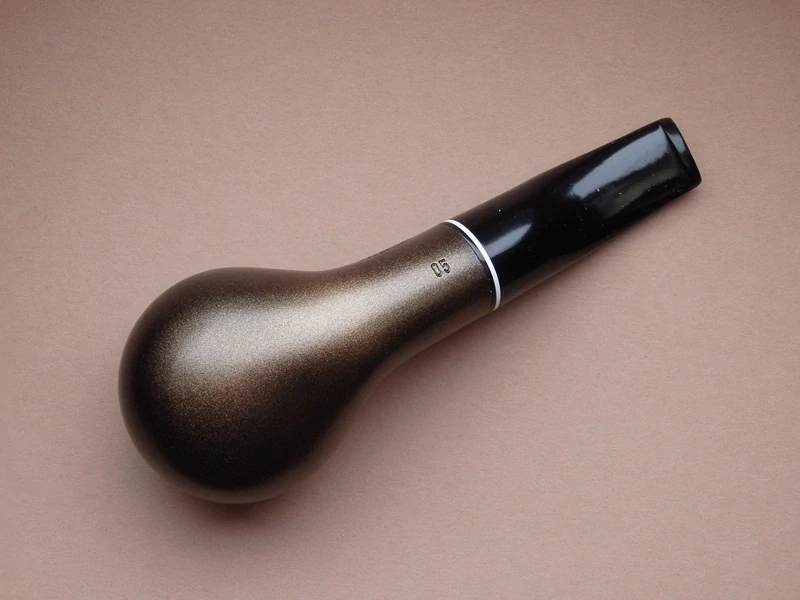 dýmka Stanislav Pear Smooth Color 05