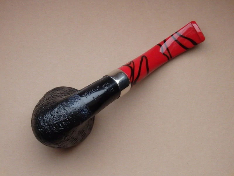 dýmka Peterson Dracula Sandblast B10