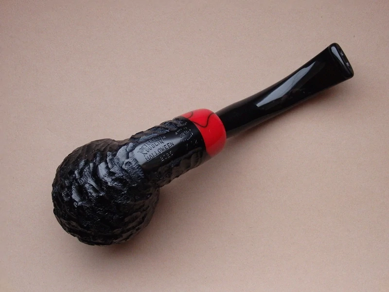 dýmka Peterson Halloween 2026 Rusticated XL02