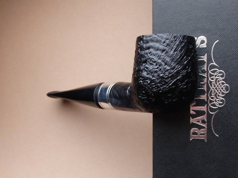 dýmka Rattray´s Monarch Black Samblast 05