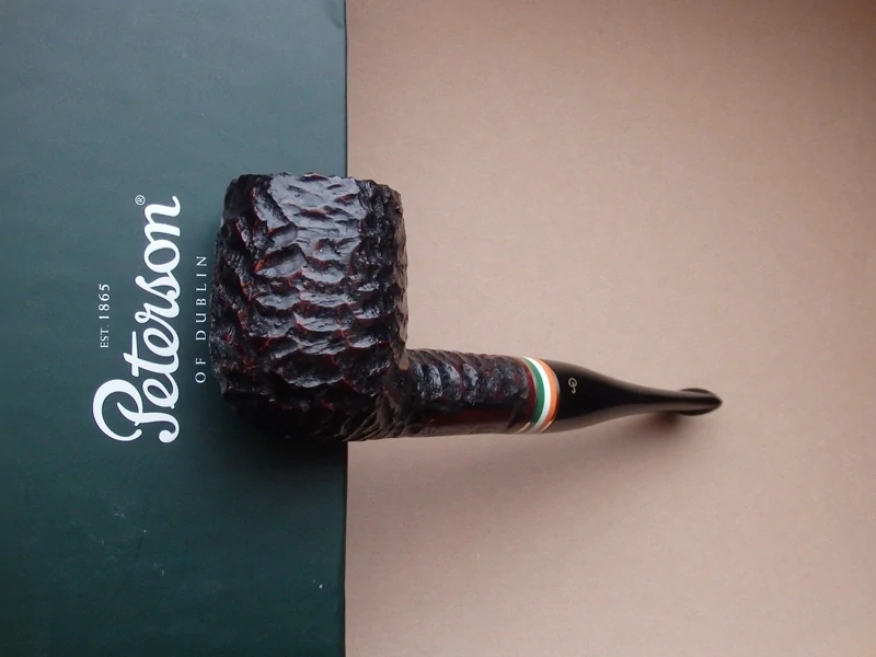 dýmka Peterson St. Patrick´s Day 2026 X105