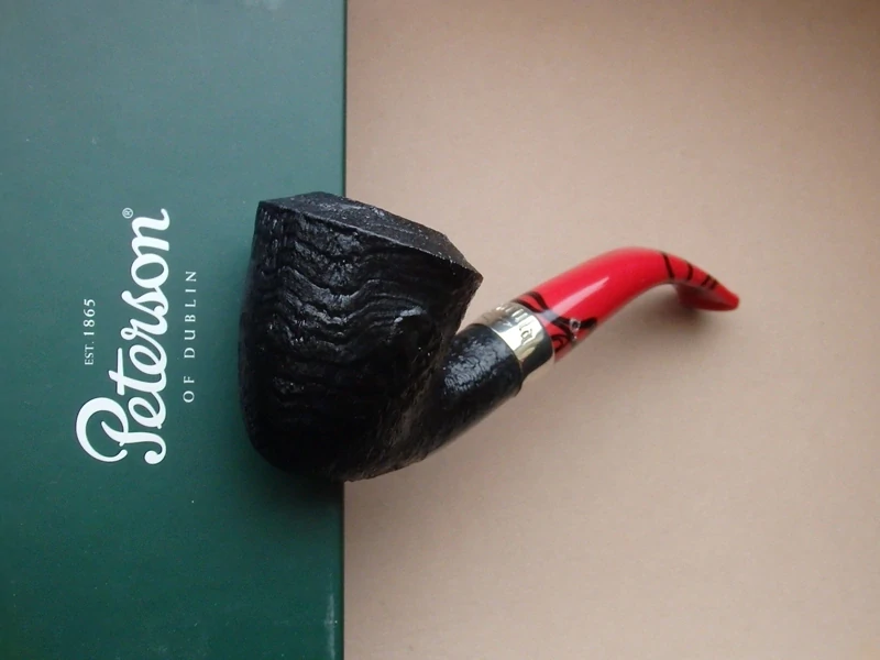 dýmka Peterson Dracula Sandblast B10