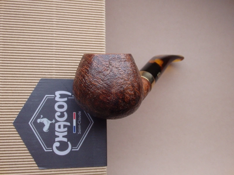 dýmka Chacom Churchill 425