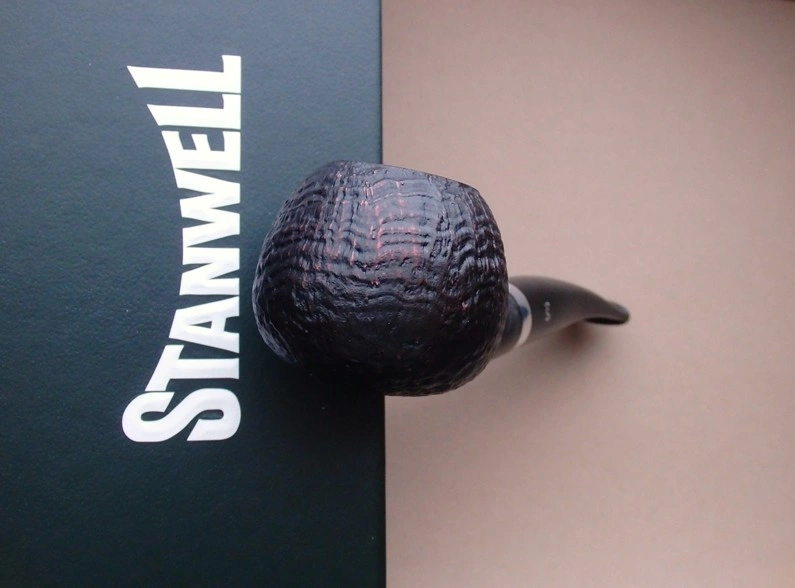 dýmka Stanwell Sandblast 109