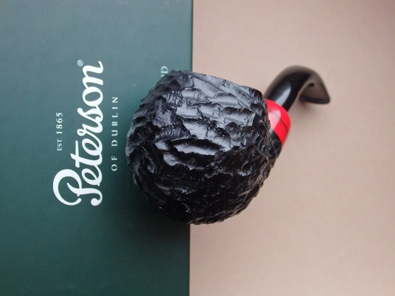 dýmka Peterson Halloween 2026 Rusticated XL02