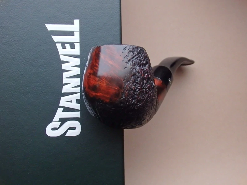 dýmka Stanwell Vario 232