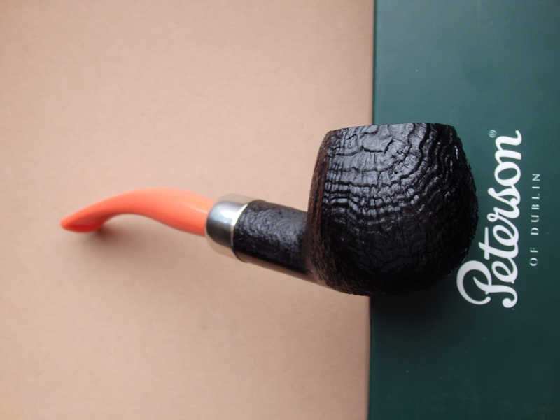 dýmka Peterson Halloween 2022 Sandblasted 408