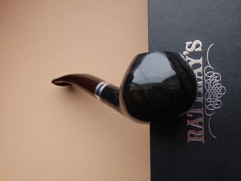 dýmka Rattray´s Alba 36