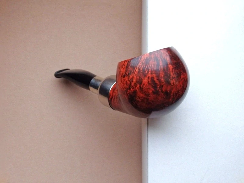 dýmka Design Berlin Captain 051