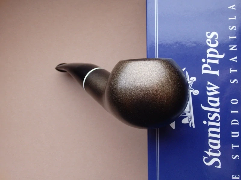 dýmka Stanislav Pear Smooth Color 05