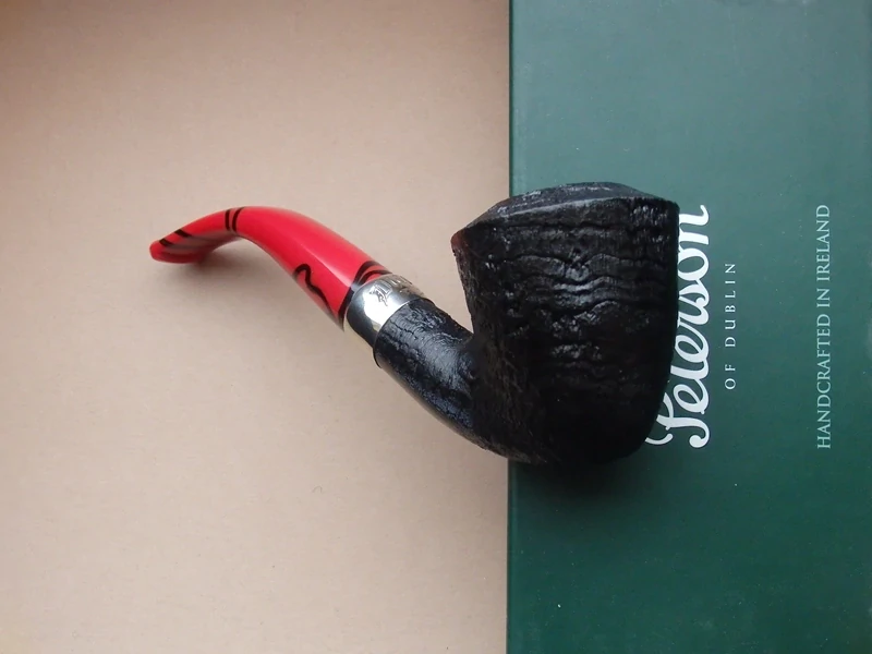 dýmka Peterson Dracula Sandblast B10