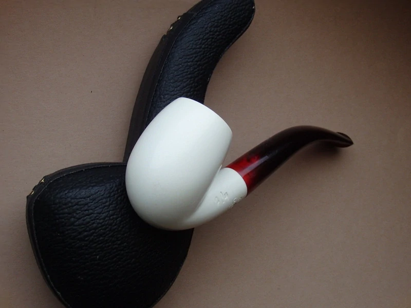 dýmka Meerschaum Medium