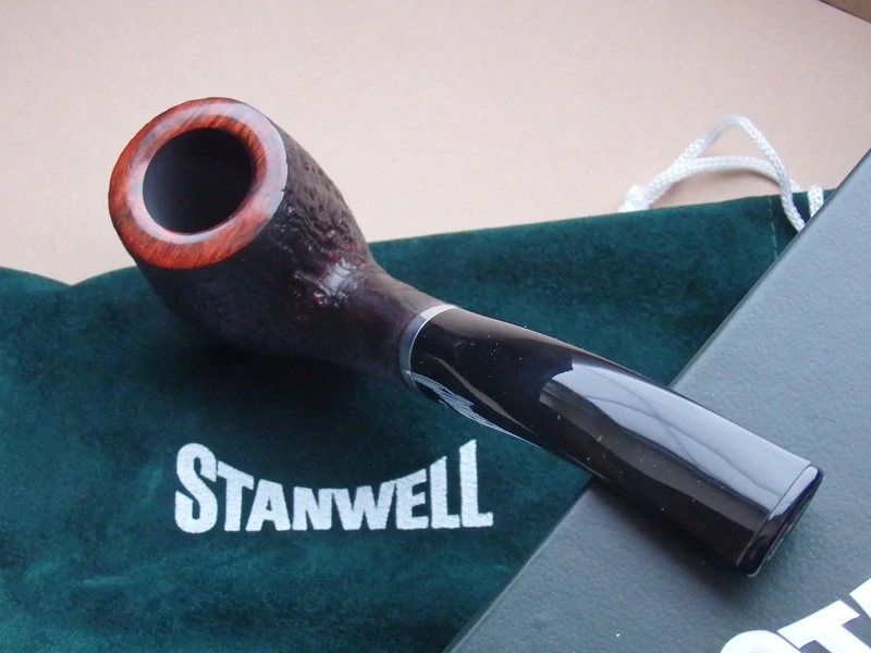dýmka Stanwell Sandblast 246