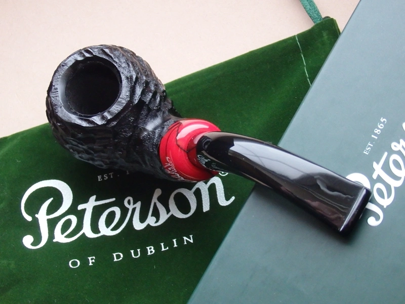 dýmka Peterson Halloween 2026 Rusticated XL02