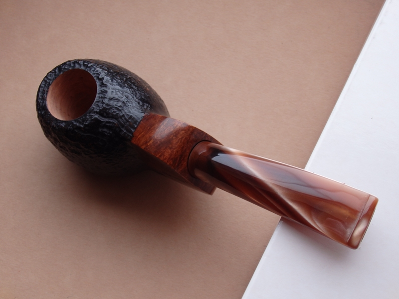 dýmka Paronelli Freehand