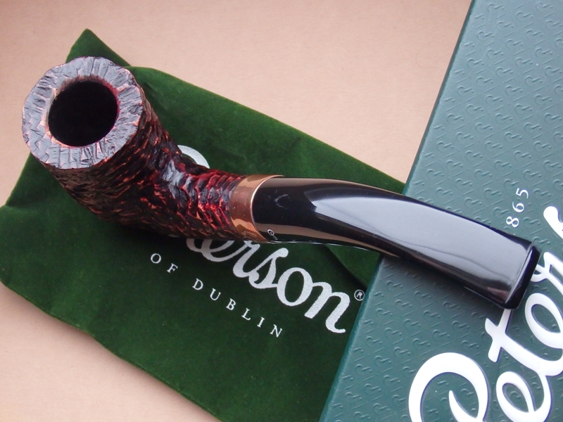 dýmka Peterson Christmas 2021 SH Rathbone