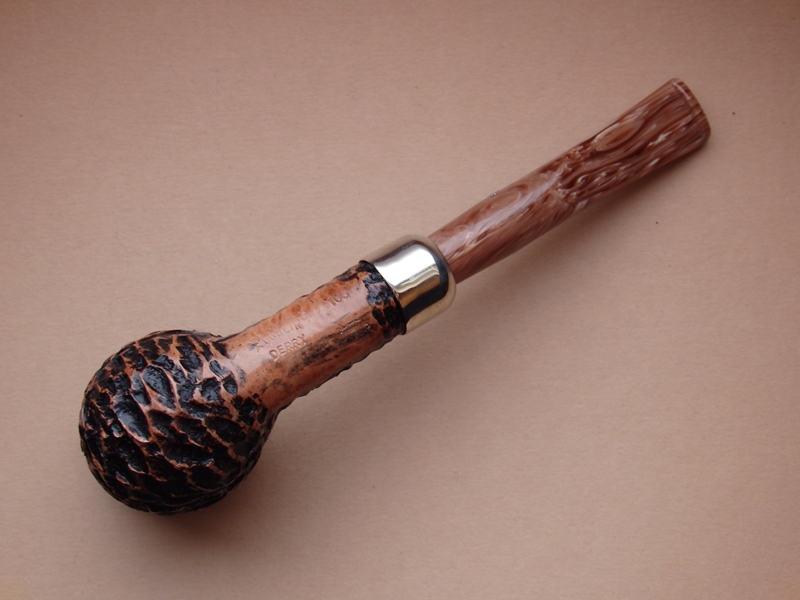 dýmka Peterson Derry Rustic 106