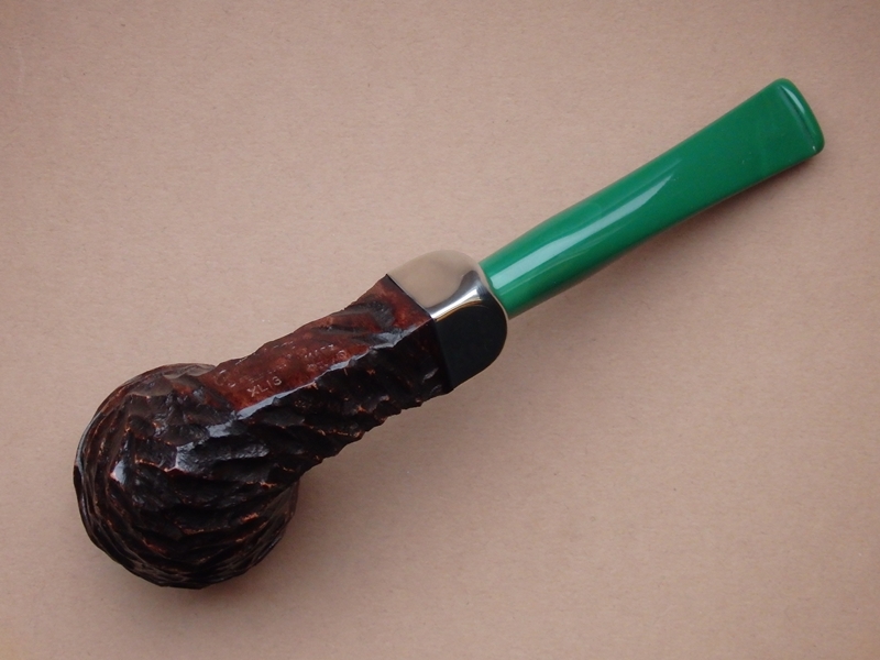 dýmka Peterson St. Patrick´s Day 2022 XL13
