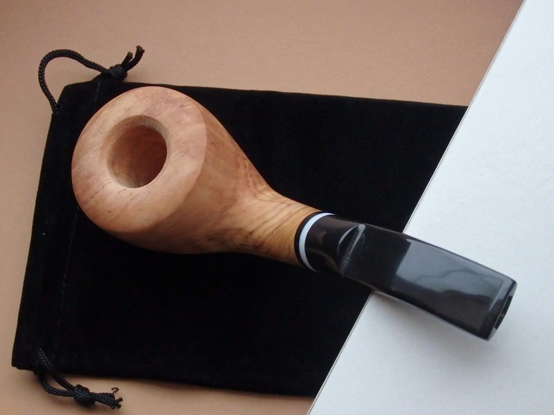 dýmka Prague Pipe Oliva