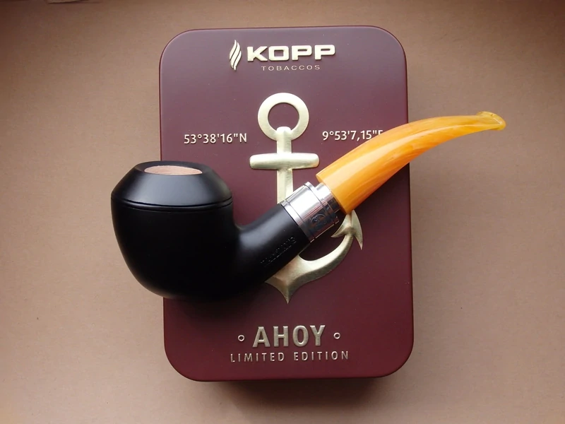 dýmka Rattray´s Monarch Black 178