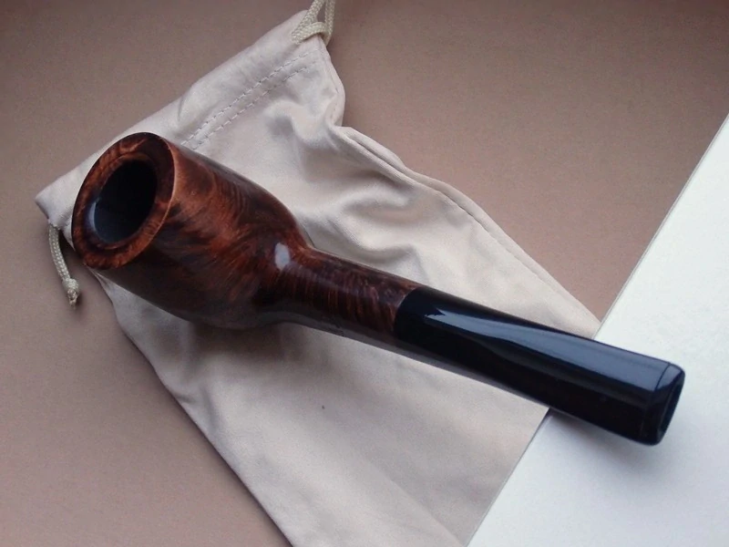 dýmka Wessex Hand Made XL 132