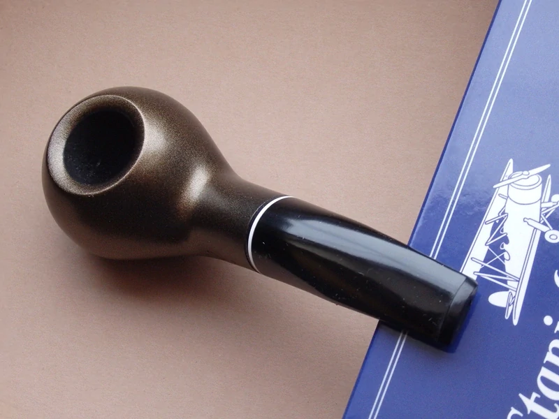 dýmka Stanislav Pear Smooth Color 05