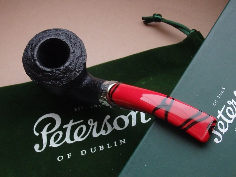 dýmka Peterson Dracula Sandblast B10