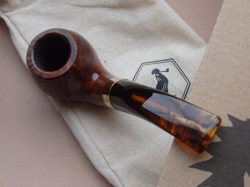 dýmka Chacom Churchill 184