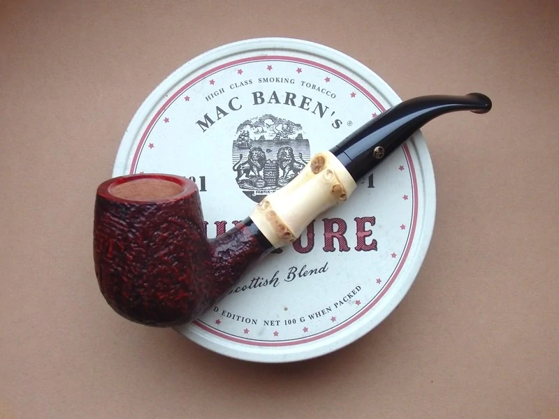 dýmka Rattray´s Bamboo Red SB