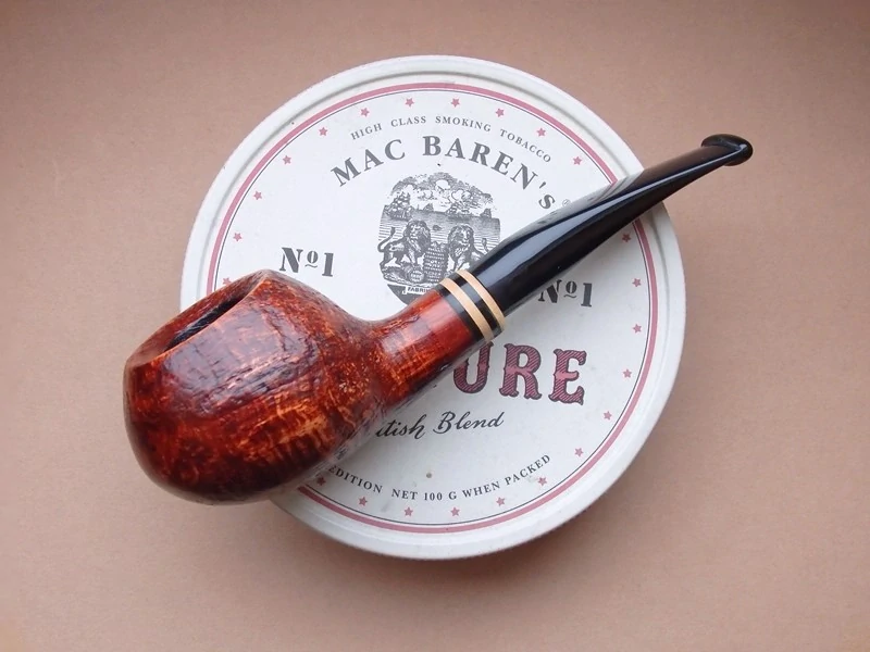 dýmka Principe Albert