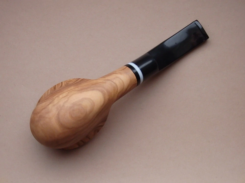 dýmka Prague Pipe Oliva